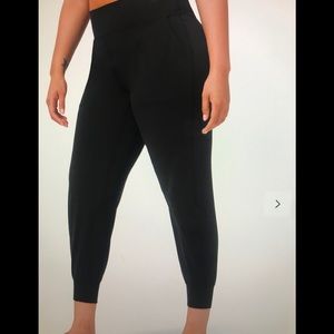 Lululemon Align joggers 28”